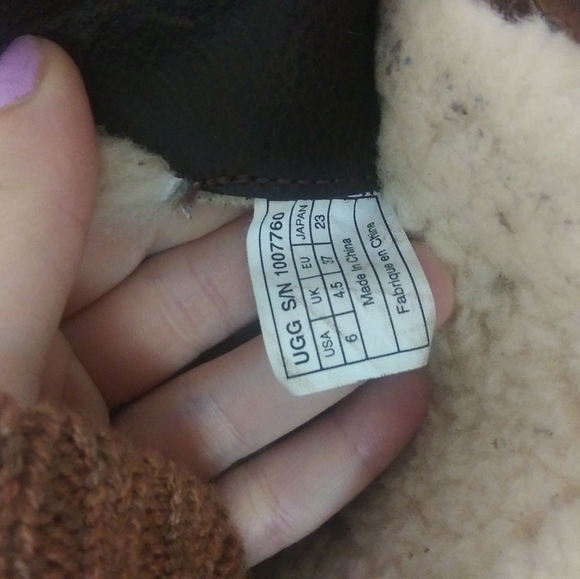 Brown UGG boots - Picture 5 of 5